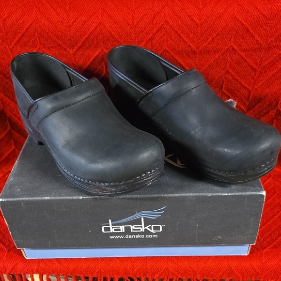 Dansko Other - Dansko Men's Black Slip-On Loafers